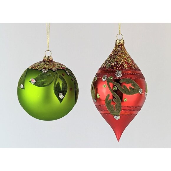 Pair Red and Green Glittery Glass Christmas Ornaments Round Ball Teardrop Felted - Picture 2 of 10